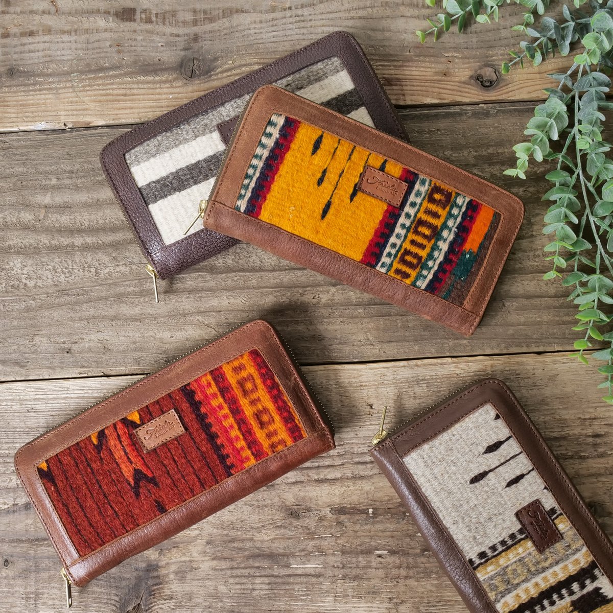 NEW メキシコの手織りラグを使った財布 オアハカのウールラグと牛革を