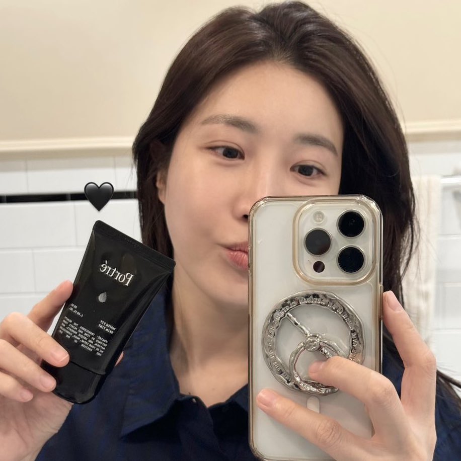 2hh14r's tweet photo. 잠만 이해리 얼굴 개조은데 https://t.co/14mMWTkUz2