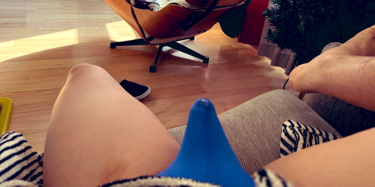 mikemilk8's tweet image. 乳敏，被口真的受不了
捏住两个乳头，一边吸🐔
一会就招架不住被榨的一滴不上全部交公粮