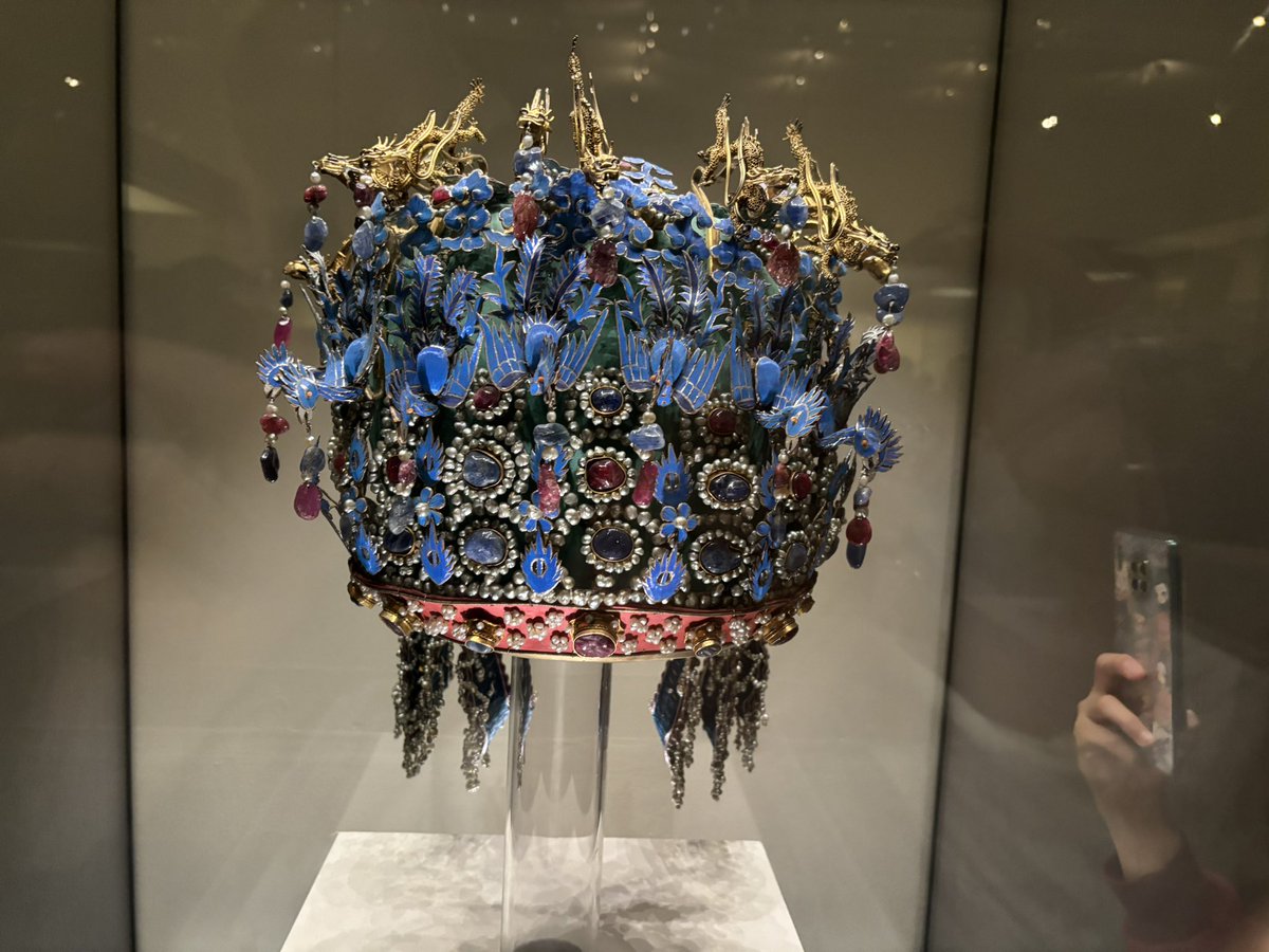 流泪猫猫头 tweet media