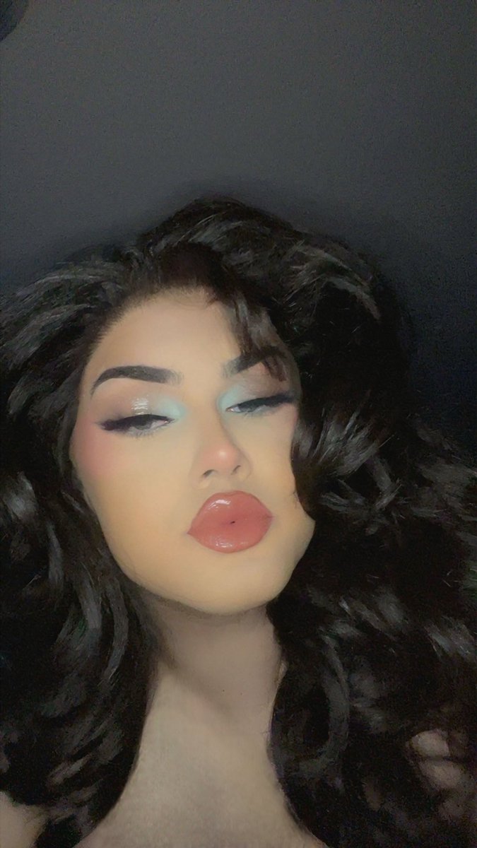 inthemidstcaleb's tweet photo. It’s a crime to be gorgeous, but drag I not a crime💅💗✨ https://t.co/ljQblbt9LW