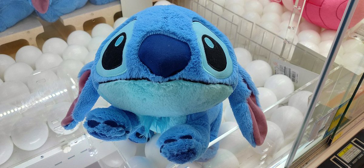 🏝本日の景品入荷情報！！🏝 【ディズニー スティッチ 寝そべりなでな