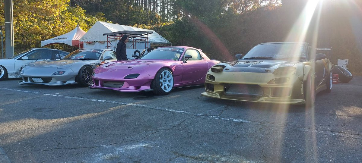 Rin_Ruby36's tweet photo. #この車を選んだ理由

親子でみんなFDってロマンあるくね？
なら買うしかないってことで✋

周りのお知り合いの方達がFDばっかりだと自然と好きになってしまうね😌 https://t.co/pgfEfb6ddX