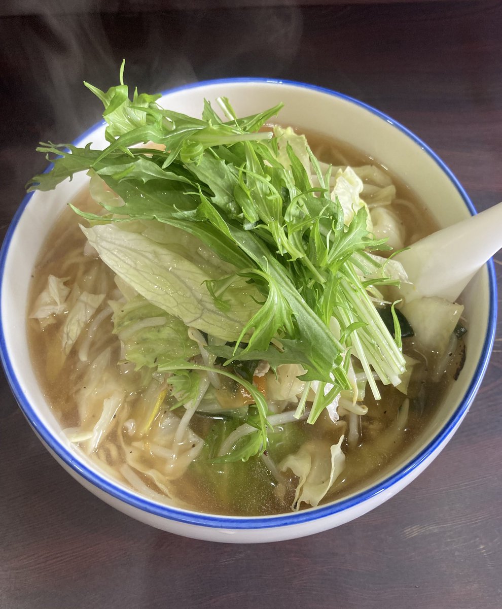 _ixxxa's tweet photo. 長岡　西華苑
野菜炒め中華

野菜たっぷりで安定のお味☺︎

#新潟ラーメン https://t.co/vhihcAFYpF