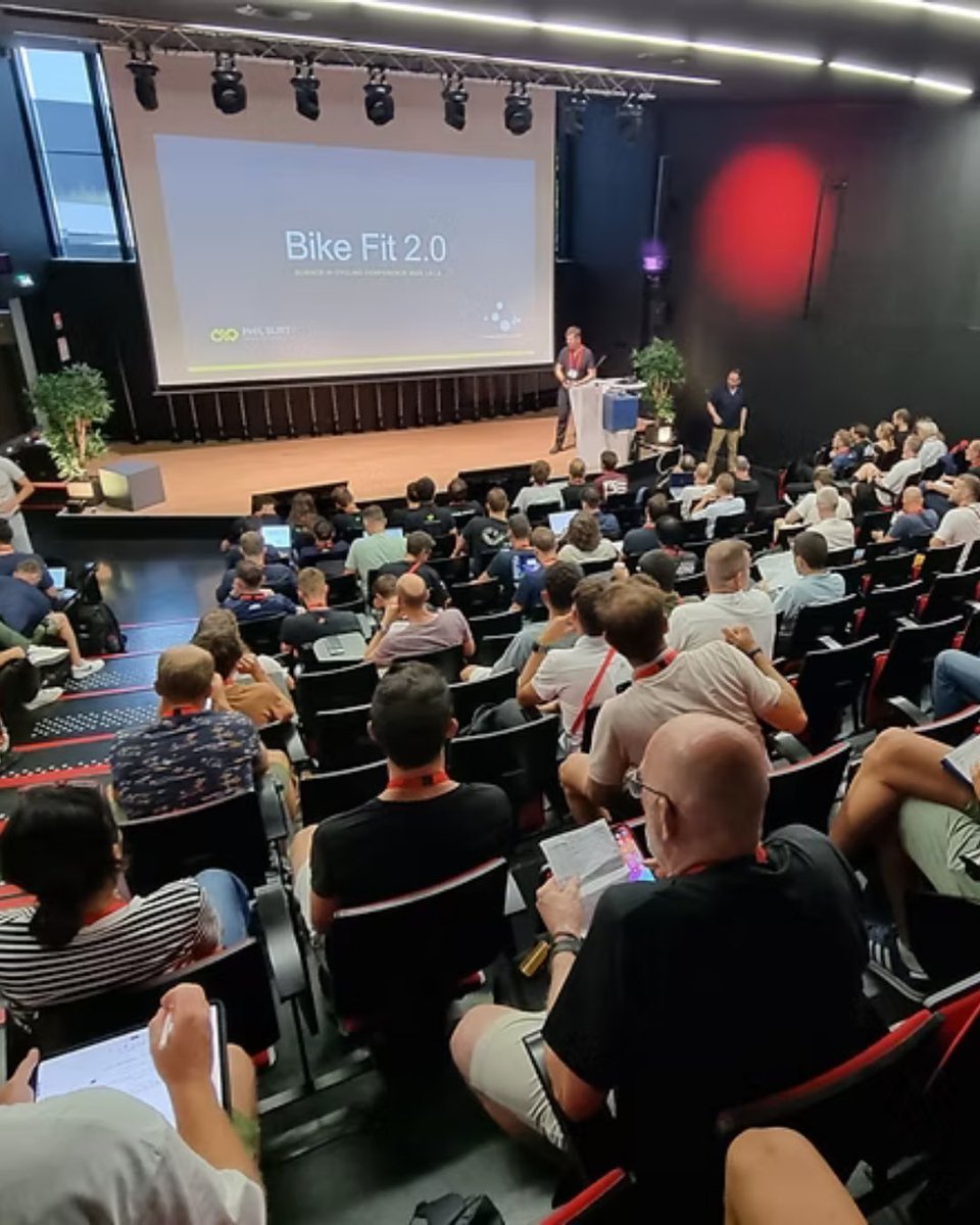 𝗖𝗨𝗦𝗧𝗢𝗠𝟰.𝗨𝗦 tweet media