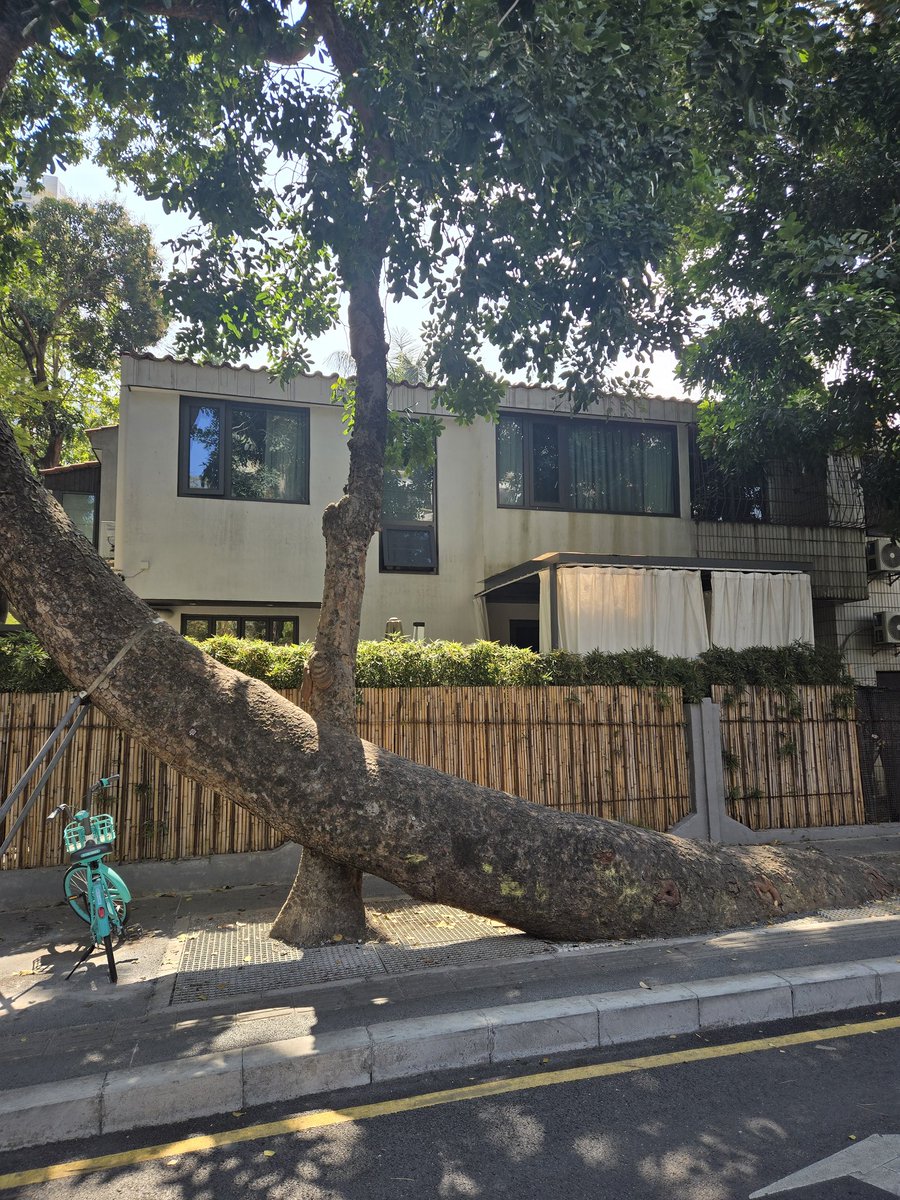 Pierre-Arnaud Donnet tweet media