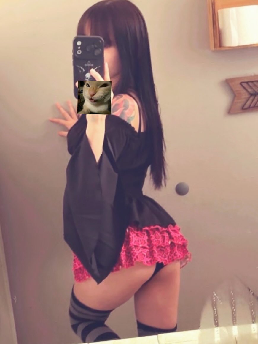 Victoria__408's tweet photo. birthday girl in t-minus 10 days 🎂
dm to see more <3 https://t.co/Eq7iNjWpIh