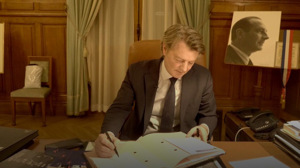publicsenat's tweet photo. #Documentaire 👉  François Baroin ou les hésitations du destin
➡️ https://t.co/psNRpPBjrc https://t.co/4FxoOkwm8E