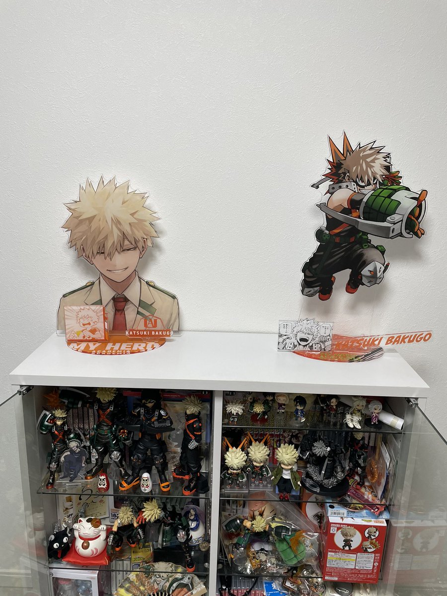Tried to reorganize part of my collection yesterday and ran out of space halfway… I’m screwed… 🙃