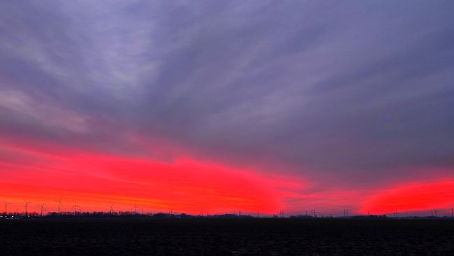 Vandaag Actueel Weer janvissersweer.nl/vandaag-actuee… In onder meer Midden-Nederland stelt de winter van 2025-2026, op basis van het koudegetal van Hellmann (H), bitter weinig voor. H staat in De Bilt op 15.6. Dat is binnen de categorie 'zeer zacht' (!). Vanwege de vaak koude oostenwind
