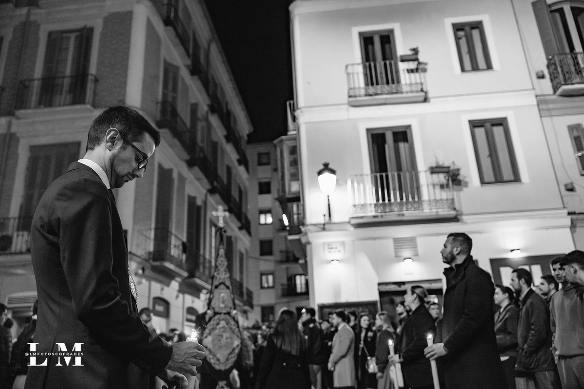 LMFotosCofrades tweet media