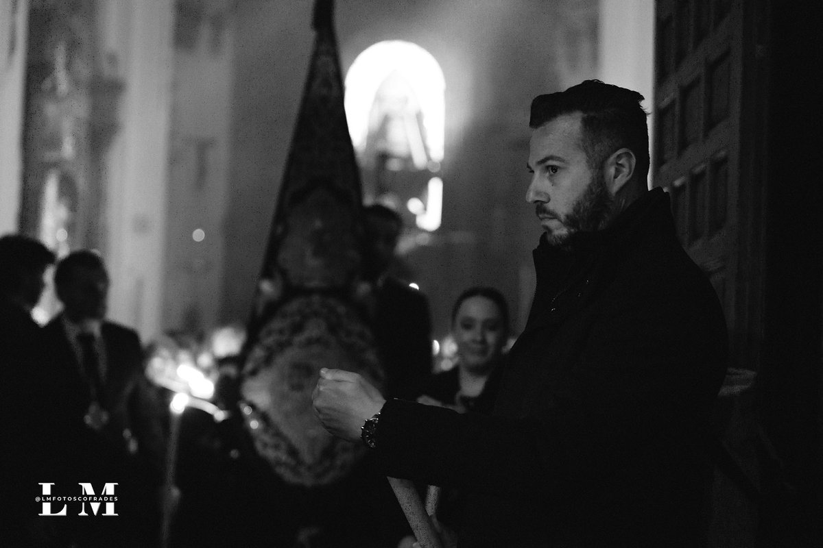 LMFotosCofrades tweet media