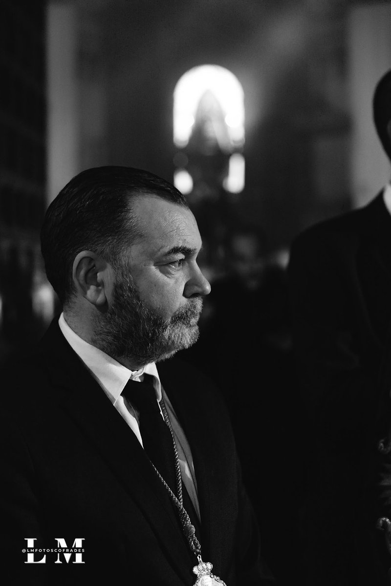 LMFotosCofrades tweet media