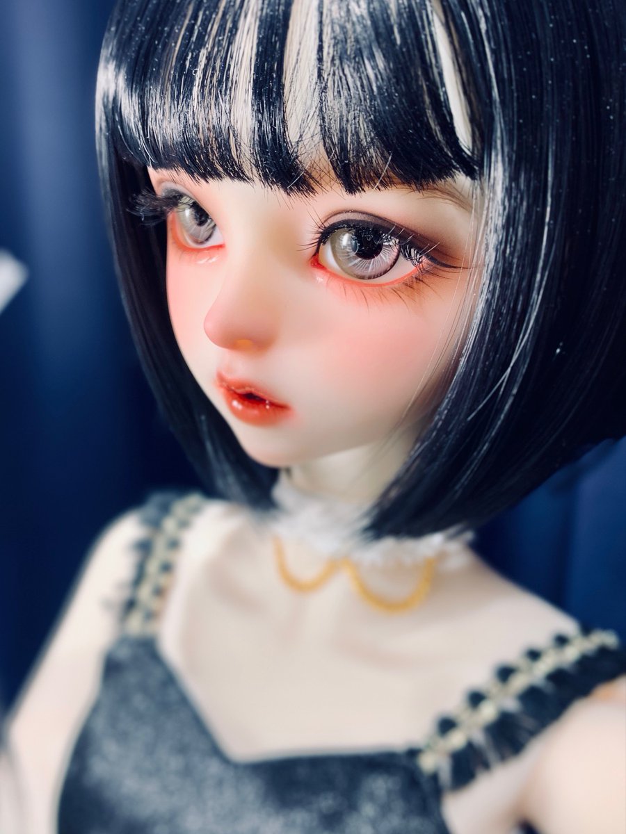 【DOLKラジオ会館店♢入荷ドール】
Angell Studio様より【Han】が久しぶりに店頭に登場です♪
華やかなメイクとキリリと大きな瞳が印象的な美女が58cm Girl Body×Milk Skinで到着しました✨
どこか気の強そうな表情に引き込まれそう…
華やかなブラックのドレス姿でお待ちしています♪

50cm/¥100,900
