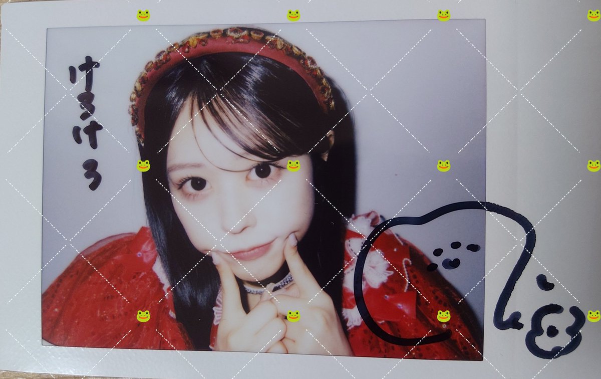 ツアー衣装オン特のチェキが届いた❤ むにむにしてるのめっちゃ