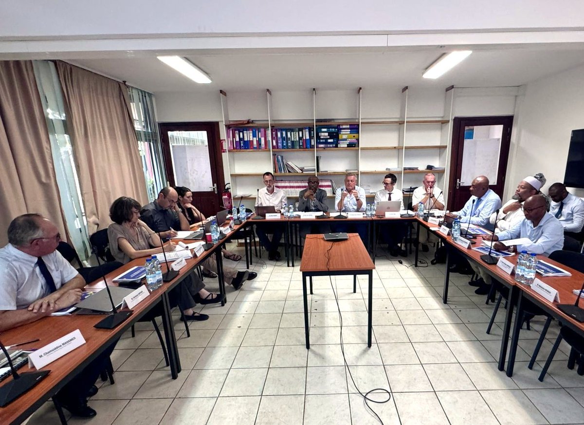 outremers360's tweet image. #Reconstruction de #Mayotte : L’#EPRDM prépare son avenir et lance la #consultation clé pour bâtir sa #stratégie 2026-2031

➡️outremers360.com/bassin-indien-…

➡️ L’Établissement public de reconstruction et de développement de Mayotte engage une consultation afin de recruter le