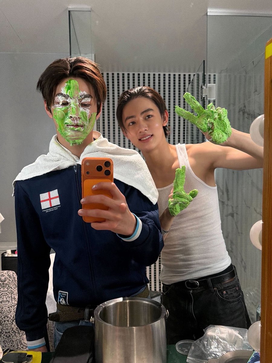 oh i love being twinzie biased