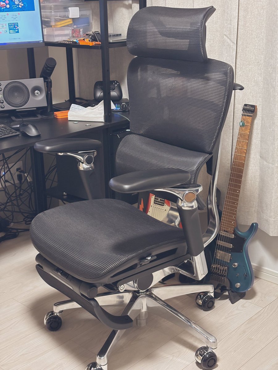 xol_oykt's tweet photo. my new chair…

COFO Chair Premium 2

クラファンで購入していたオフィスチェアが本日届きました✨
リモートワークも増えたので去年11月に注文したんですが、自分への誕生日プレゼントになって嬉しい！
座り心地も良くて満足してます😌

#COFOと過ごす毎日 https://t.co/ShU61SzUyo