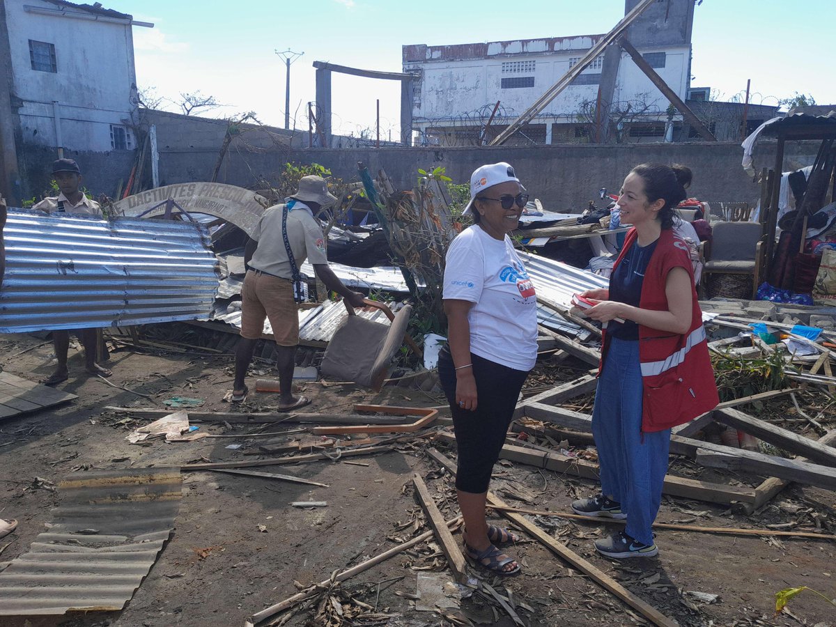 Swiss Humanitarian Aid Unit tweet media