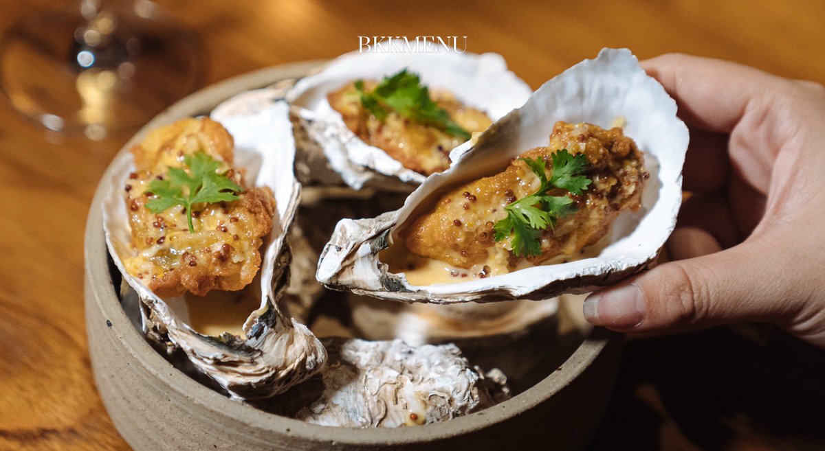 bkkmenu's tweet image. มื้อสุดท้ายก่อนบายเธอ ชวนมาอร่อยกับ SAAM นำเสนอบทสุดท้าย เล่าเรื่อง “ผู้คน” ผ่าน 3 เซ็ตเมนูพิเศษตลอด 3 สัปดาห์สุดท้าย ก่อนอำลา 1 มีนาคมนี้ !
.
📍สุขุมวิท 31 แขวงคลองตันเหนือ เขตวัฒนา
.
อ่านเต็ม ๆ ได้ที่  : facebook.com/share/p/1A2yLQ…
.
#BKKMENU #BKKHAPPENINGS #SAAMBKK #ChefsPicks