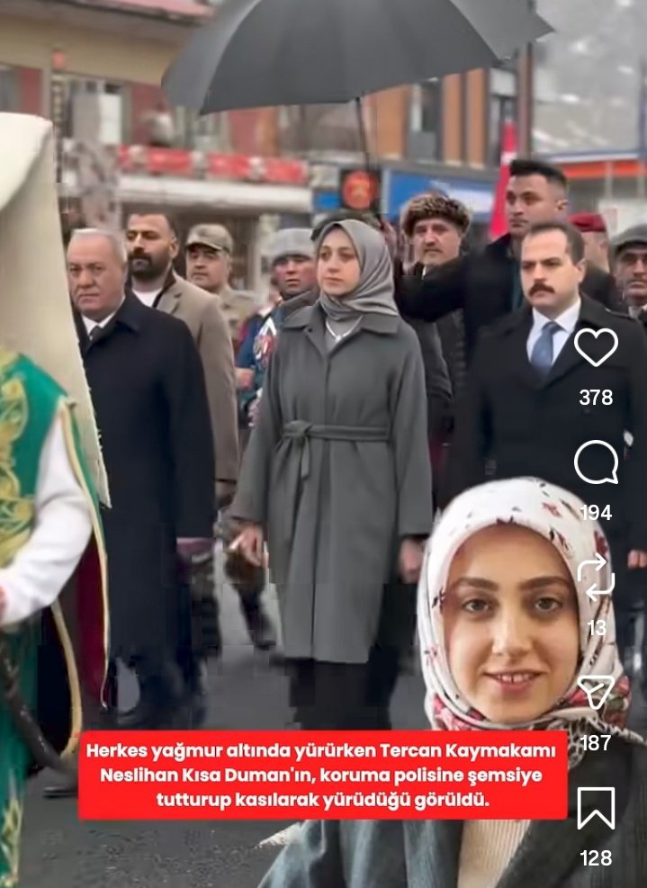 🚨 Polis memuru arkadaşlar!
🚨 Kaymakamı görünce niye bir şeyleri kaldırıyorsunuz (Ayakkabı, kerata, şemsiye vb.)?
🚨 Asayiş ekiplerde çalışmanın neresi kötü?
🚨 Hassas bölgeleri korumada nöbet tutmanın neresi kötü?
🚨 Polis Merkezlerinde çalışmanın neresi kötü?
🚨 Korkmayın