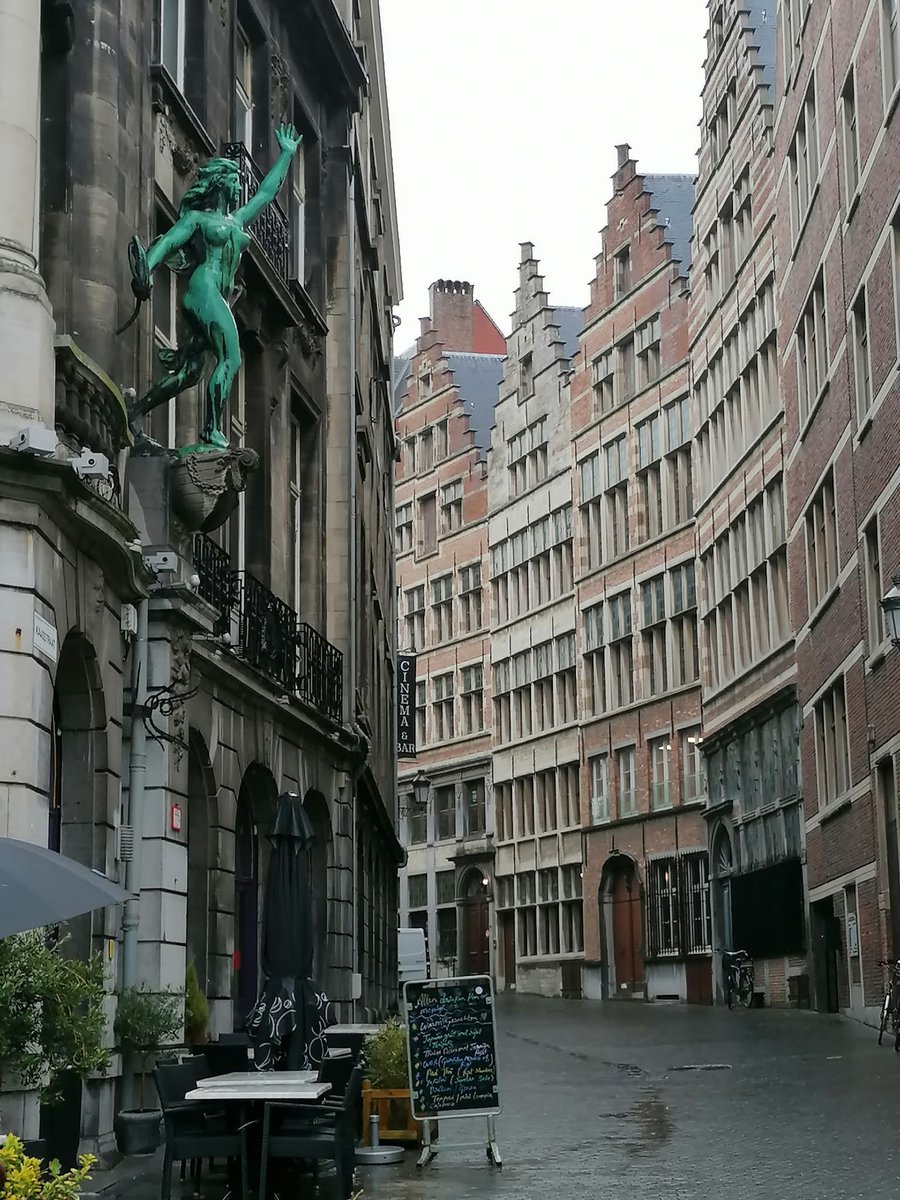 skymanuelima's tweet image. Antuérpia é a maior cidade da região da Flandres, na Bélgica, conhecida como centro mundial de lapidação de diamantes e por seu porto, um dos maiores do mundo, localizado nas margens do rio Escalda. #Antuérpia #Flandres #Bélgica #travelphotography #viagens #FotógrafoAmador