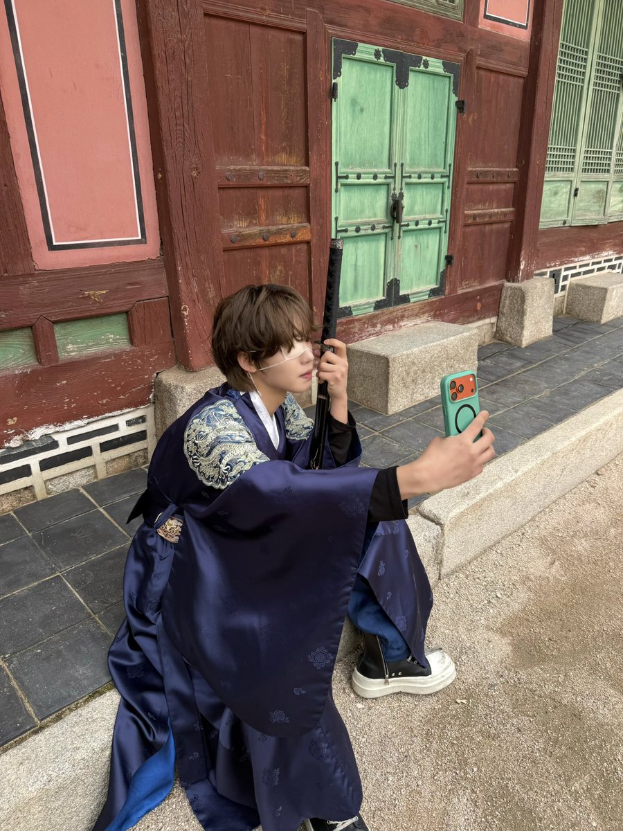 임영민 (LIM YOUNG MIN) tweet media