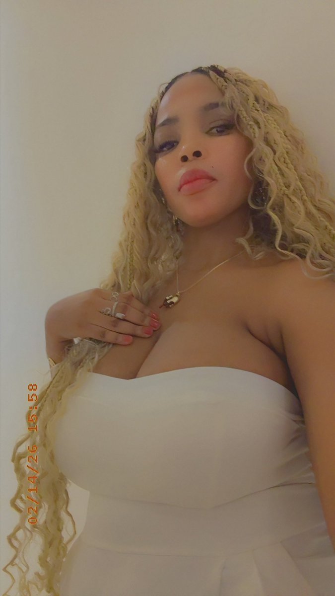 MabiinaMusic's tweet photo. I don’t blame you people when you say my beauty and brain and talent makes you drop your phones when you see me or hear my voice me myself I sometimes ask myself who are you?lol 😆you’re beautiful inside and out and the answer is you’re Earth angel and a Goddess 🦋🪄🪄💫❤️🤩🙌 https://t.co/ZGjGB9mEJm
