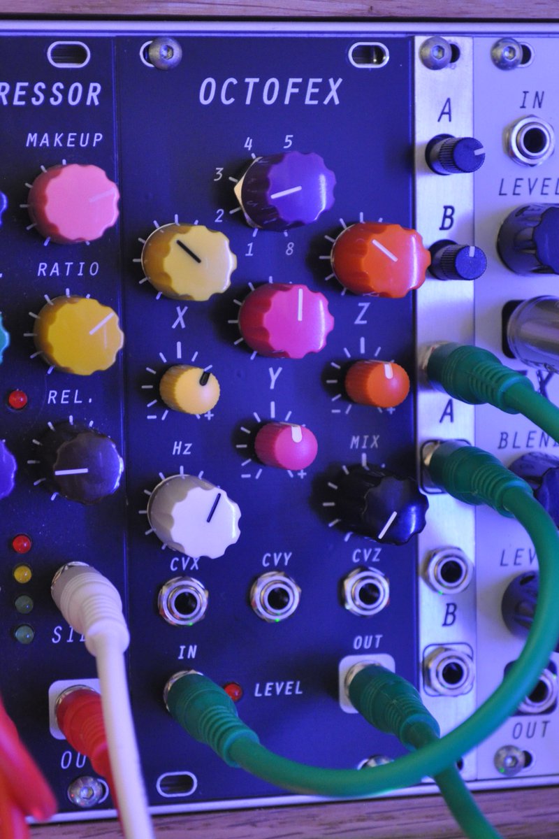 JLCPCB France tweet media