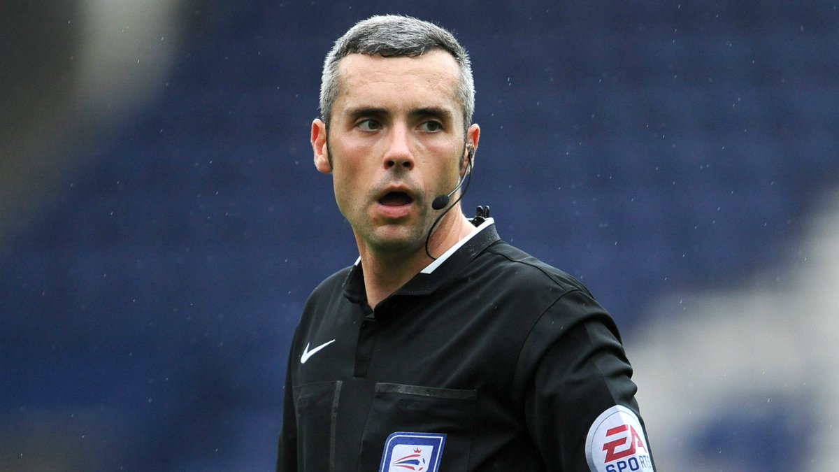 MarkOHaire's tweet photo. 🟨 Weekend Ref Watch  🟥

⚽️ Luton vs Burton: Seb Stockbridge (50.40)
⚽️ Accrington vs Shrewsbury: Ross Joyce (50.21)
⚽️ Mansfield vs Lincoln: David Rock (48.91)
⚽️ Northampton vs Leyton Orient: Edward Duckworth (48.48)
⚽️ Dundee Utd vs Kilmarnock: John Beaton (48.33)

*Booking Points average this season