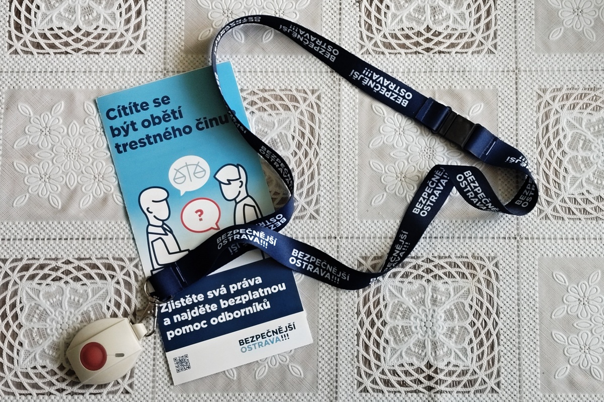 U příležitosti Dne obětí trestných činů, který letos připadá na neděli 22. února, Městská policie Ostrava odstartuje rozsáhlou informační kampaň zaměřenou na ochranu seniorů před podvodníky.🧑‍🦳🛡️
Více informací zde↘️1url.cz/OeKPc