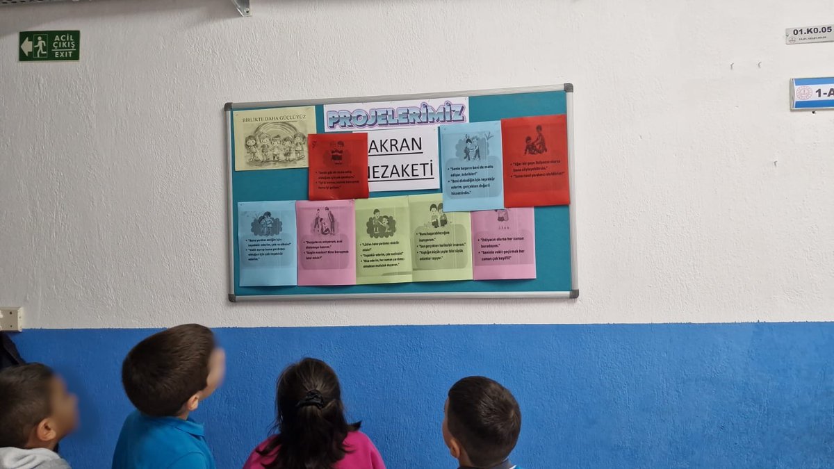 BurdurRam's tweet photo. Merkez ilçede rehber öğretmeni bulunmayan okullarımızın öğrencilerine yönelik şiddeti önleme ve akran nezaketi çalışmalarımız başladı.
@tcmeb @MebOrgm @BurdurilMEM https://t.co/09Gp9N3znQ