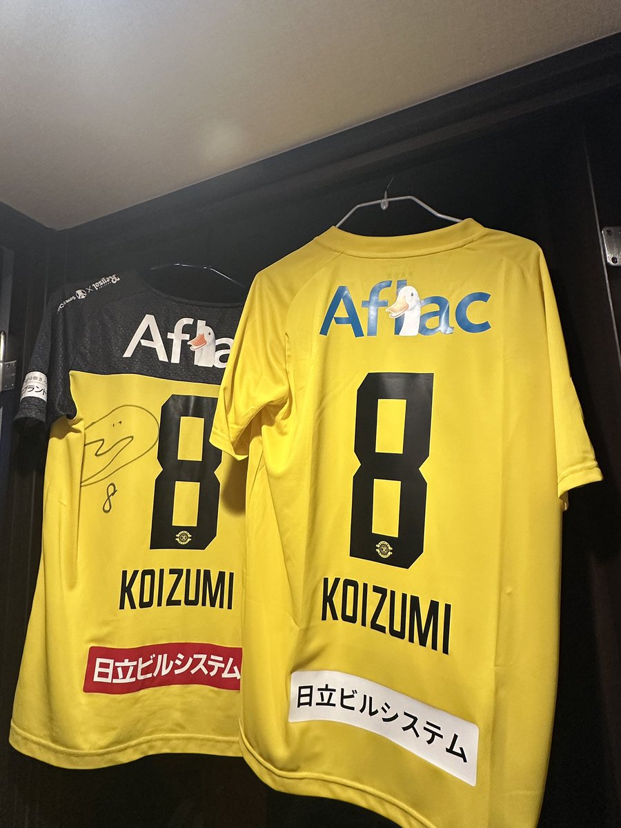 新ユニ届きました。 中谷進之介以来の越年背番号。 長く続いた私が背