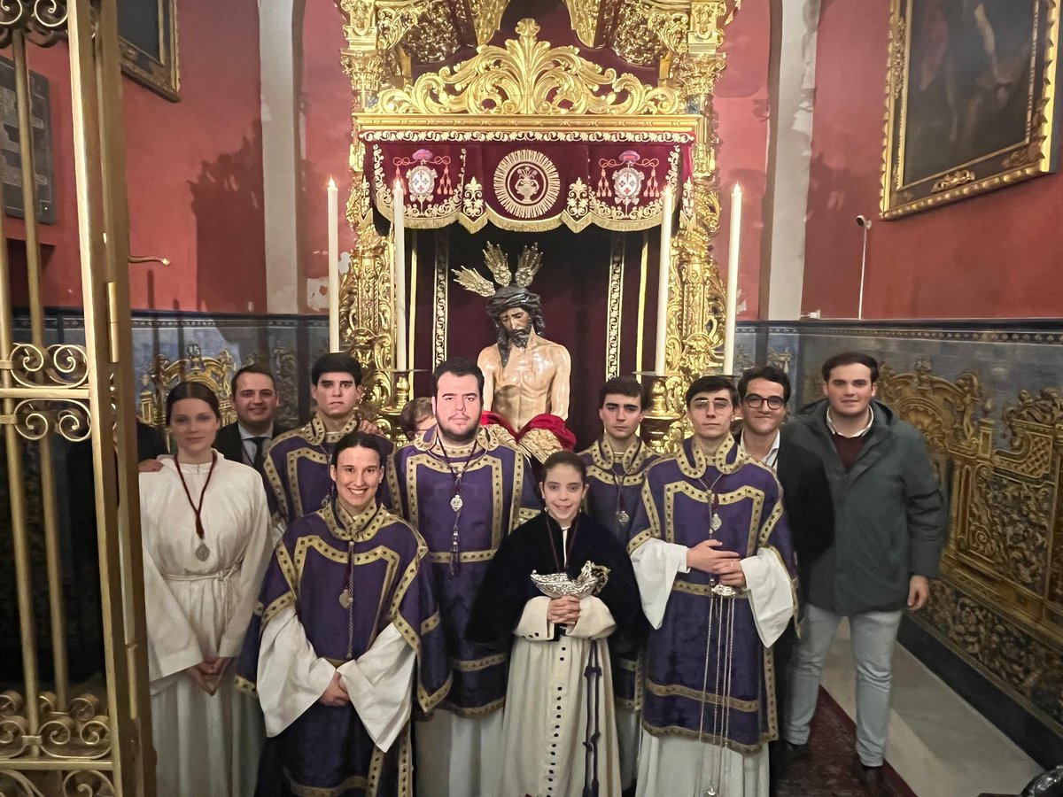 Acólitos San Benito tweet media