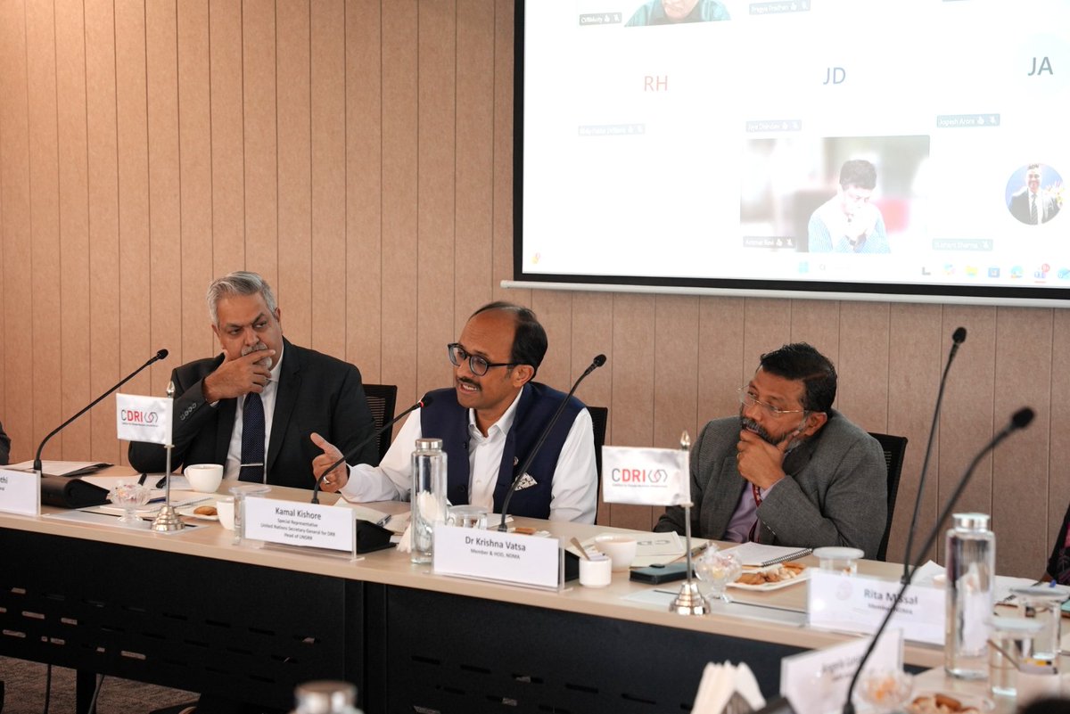 cdri_world's tweet photo. 🤝 Delighted to welcome Kamal Kishore, SRSG for Disaster Risk Reduction and Head of @UNDRR, to @cdri_world HQ in #NewDelhi.

During the @HeadUNDRR's visit, we hosted a stakeholder dialogue with CDRI Member representatives & global experts on enhancing #disasterresilience of housing, with a focus on:

🔹Risk-informed planning, design & retrofitting
🔹Post-disaster housing recovery
🔹Governance, financing & capacity development