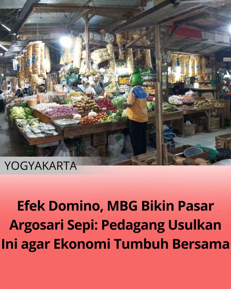 🗣️“Kalau saya bisa ketemu Pak @Prabowo, saya ingin menyampaikan langsung. Program MBG ini tidak berdampak pada ekonomi masyarakat kecil seperti kami pedagang pasar. Justru pasar jadi sepi”

Pelaksanaan program makan bergizi gratis (MBG) menimbulkan efek domino di kalangan tingkat
