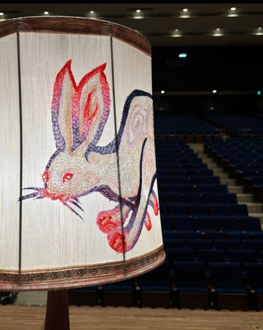 うさぎのランプシェード見て「気分」を思い出しますか？「窓辺」を