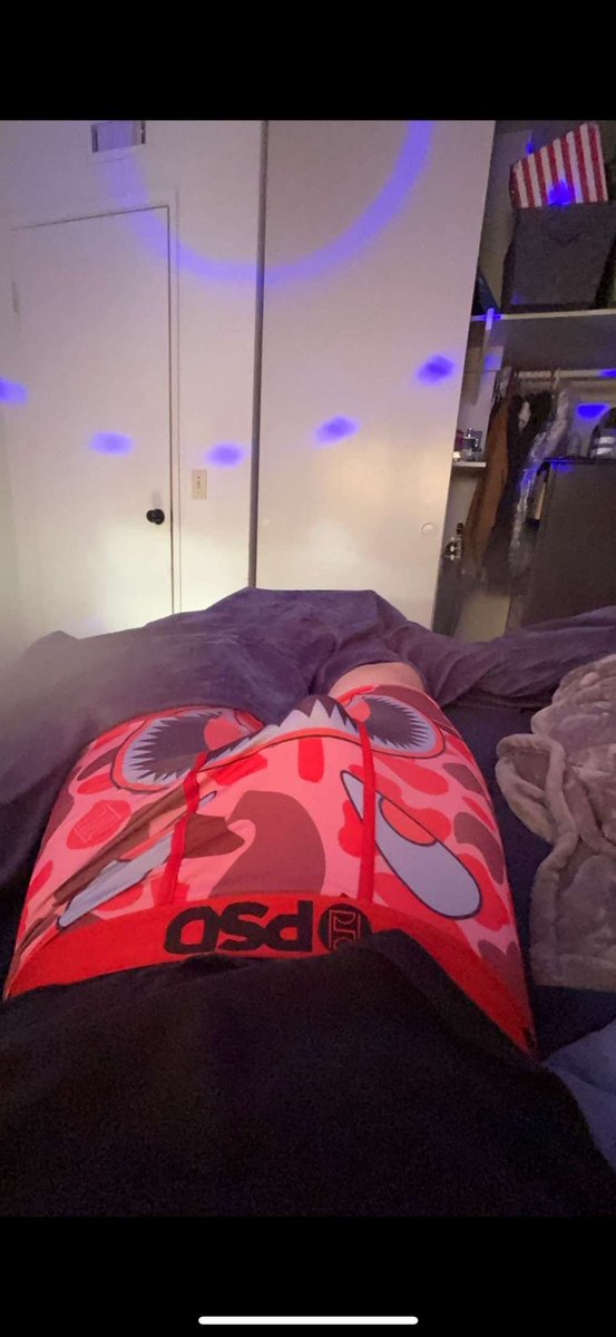 0gz05k's tweet photo. who need sum dick? #teen #dl #str8 #latino https://t.co/Ee86ze50mE