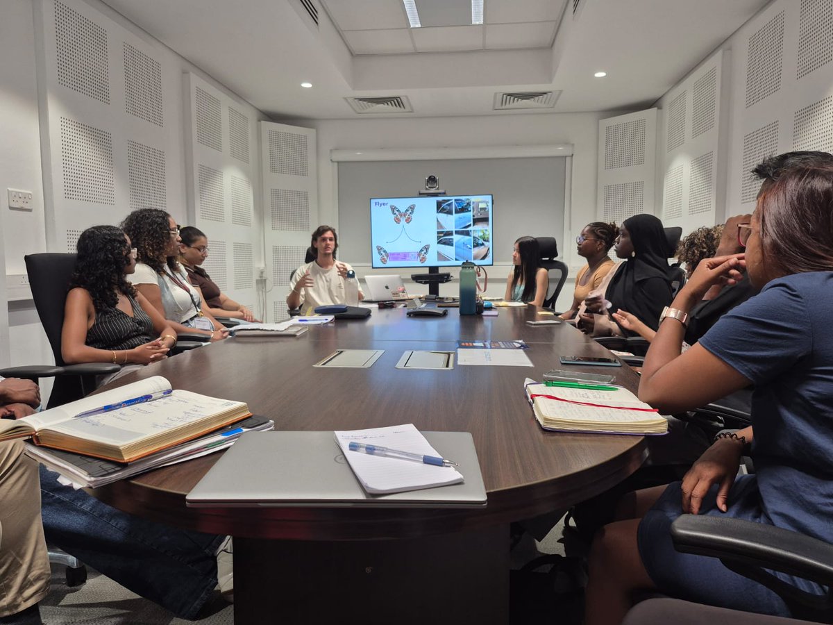 MiddlesexMru's tweet photo. Our second-year BA (Hons) Advertising, Public Relations and Branding students are collaborating with Passerelle Women Centre this year on the Karousel project 🤝 https://t.co/D4jxOsL73H