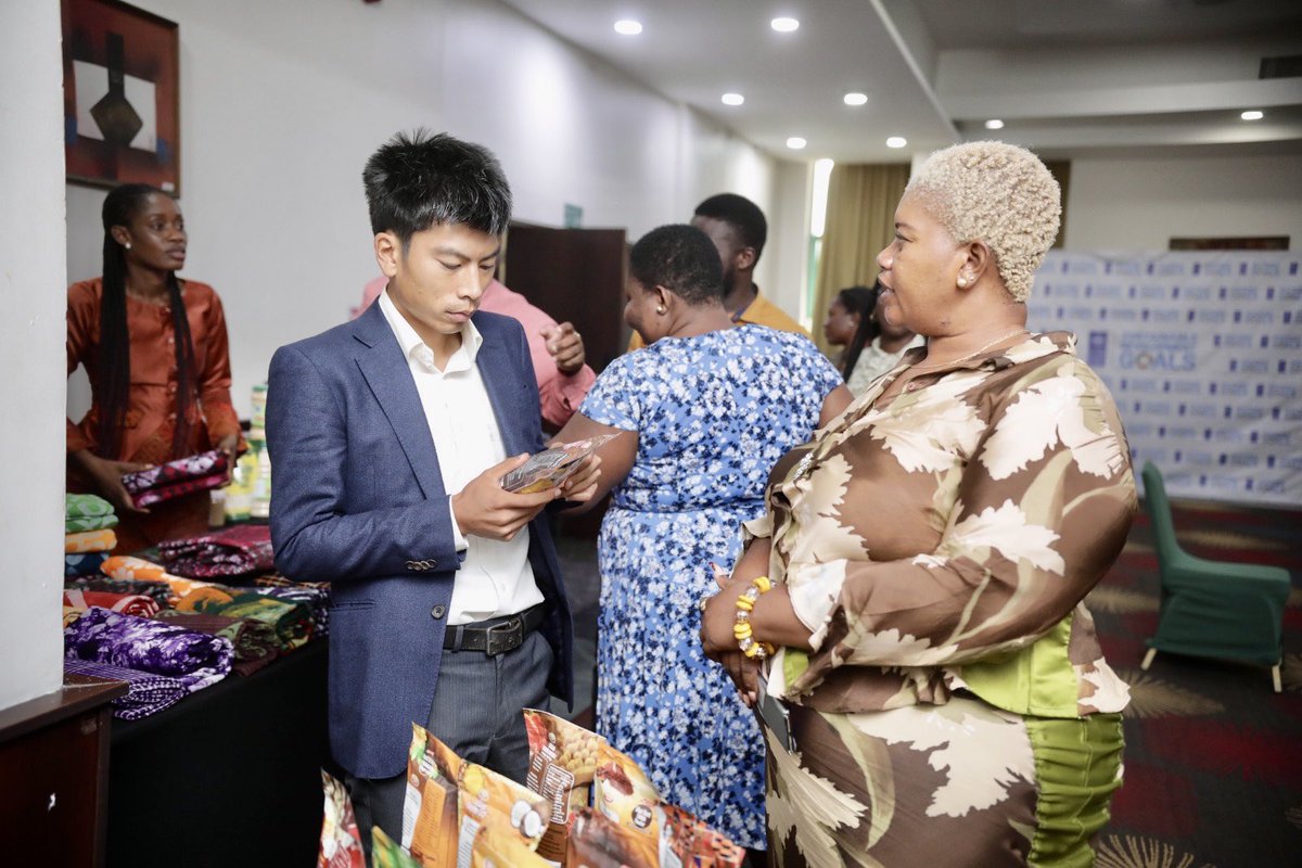 UNDPGhana's tweet image. At the National Capacity-Building Training shifted into dynamic B2B engagements.

Enterprises connected, explored partnerships, and initiated concrete trade and investment conversations — advancing Ghana–Japan collaboration under AfCFTA.

#AfCFTA #GhanaJapan #TradeAndInvestment