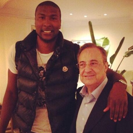 OutBasket's tweet image. Sabías que:

Marcus Slaughter gano la Copa del Rey del 2015 con pasaporte falso perteneciendo a la plantilla del Real Madrid y a fecha de hoy todavía no se ha personado a declarar y la causa está abierta.