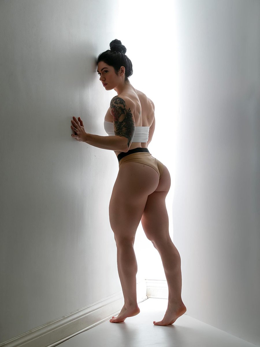 Lovelymuscular (@lovelymuscular) on Twitter photo 