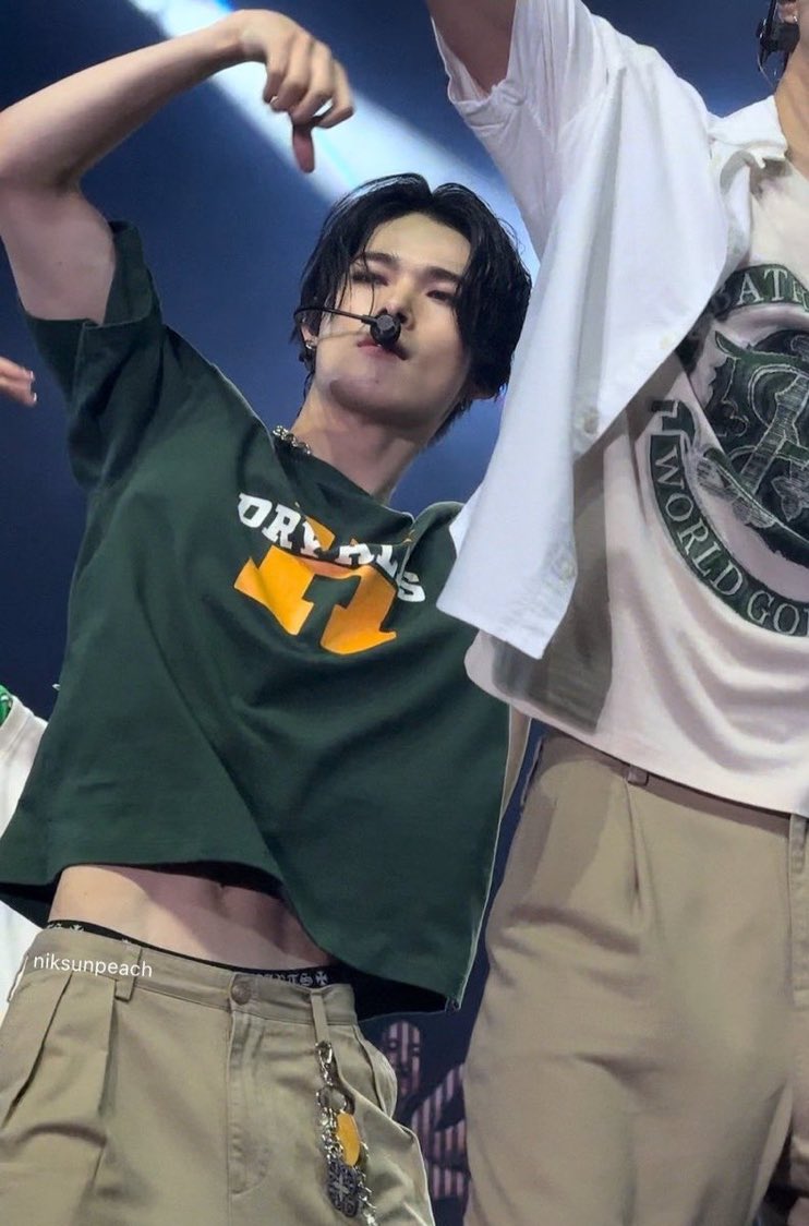 hee (@yublooo) on Twitter photo 