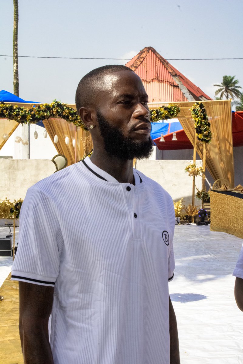 Jackie Russ ☀️🇱🇷 tweet media