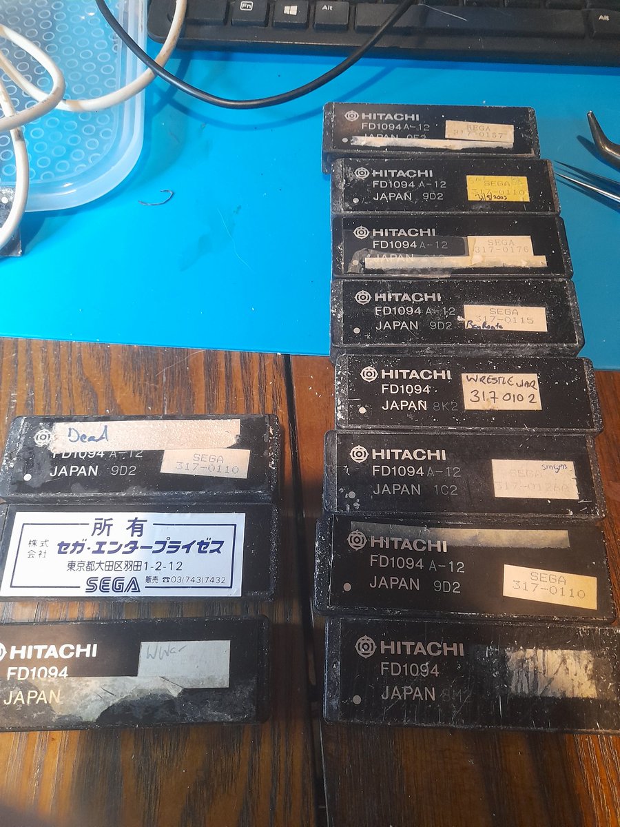 Jun0Man's tweet photo. Finally built my FD1089/FD1094 programmer so I can test an idea out. Grabbed my box of maybe "dead" FD1094 and used the verify function. Amazingly,8 out of 12 still verify as having valid security sram, held for nearly 40 years.Except for my "good" Golden Axe cpu with a bad byte. https://t.co/QRCzi1HJp6