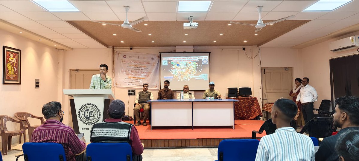 rdnss_kolkata's tweet photo. NSS Unit of Mankar College, Mankar organized a two-day SAP Program on the college campus. Youth Officer, Mr. Shailesh Kumar Rai, attended the valedictory ceremony and addressed the volunteers. @_NSSIndia @khadseraksha @mansukhmandviya @YASMinistry https://t.co/x4KEMfyMND