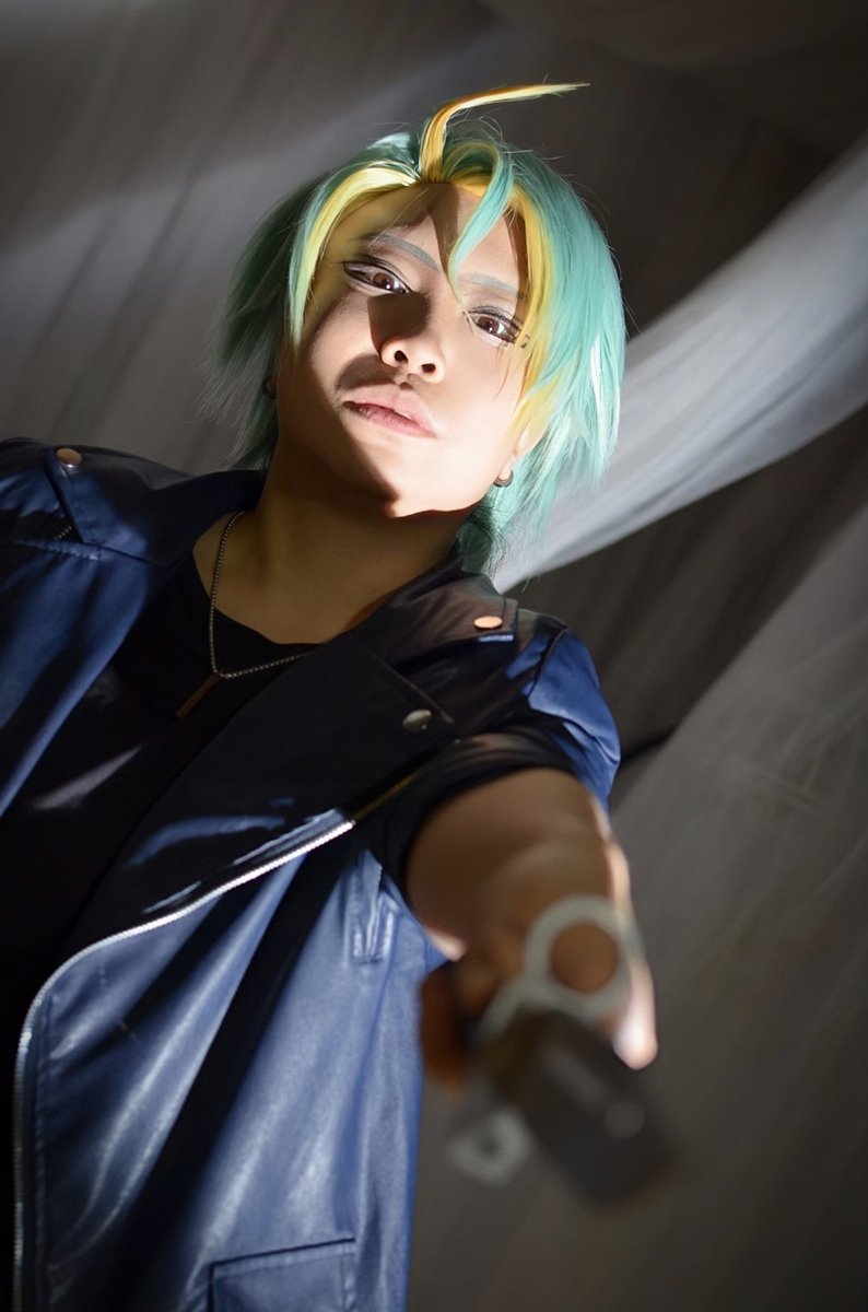 m1cas0's tweet photo. ⚠️コスプレ⚠️

瓜生龍臣:🍊🍶
📸:娘
🏠:kosaLABO @kosalabo 
 #バグ大武装科
(そういや🍈さんやってましたね～！
と思って写真引っ張り出しました😌) https://t.co/sfKzWCLVJS