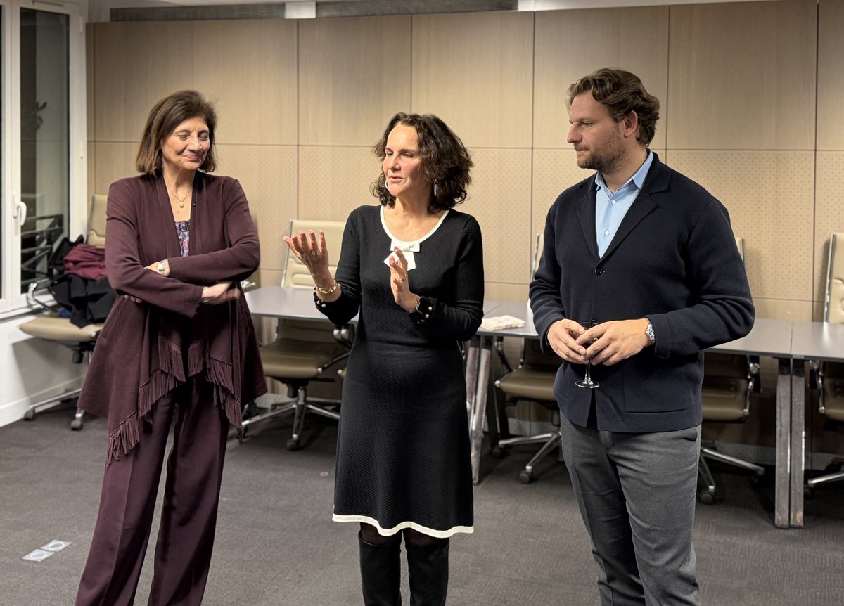 ✨ 2026 démarre fort pour l’A‑CAP !

🔹 L'audition par le <a href="/CNBarreaux/">Conseil national des barreaux - les avocats</a> devant la Commission prospective et nouveaux métiers <a href="/Fr_Girault/">François Girault</a>
🔹 La 1ère AG de l’année
🔹 Nos vœux avec l'intervention inspirante de <a href="/feral_schuhl/">Féral-Schuhl</a> sur les enjeux relatifs aux affaires publiques 👏