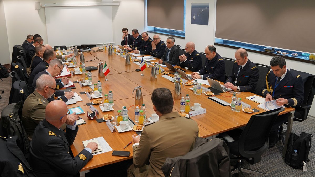 Délégué général pour l’armement tweet media