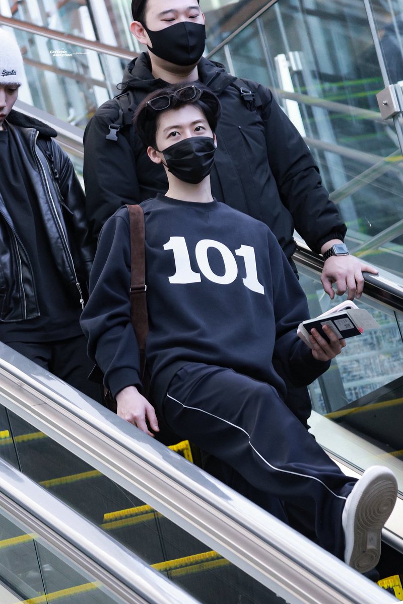 NCT DREAM's Jaemin Rocks Lee Jeans Look Returning from Tokyo